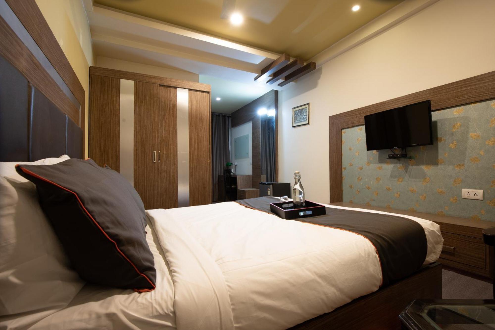 Super Collection O Golden Avenue Hotel Thiruvananthapuram ภายนอก รูปภาพ